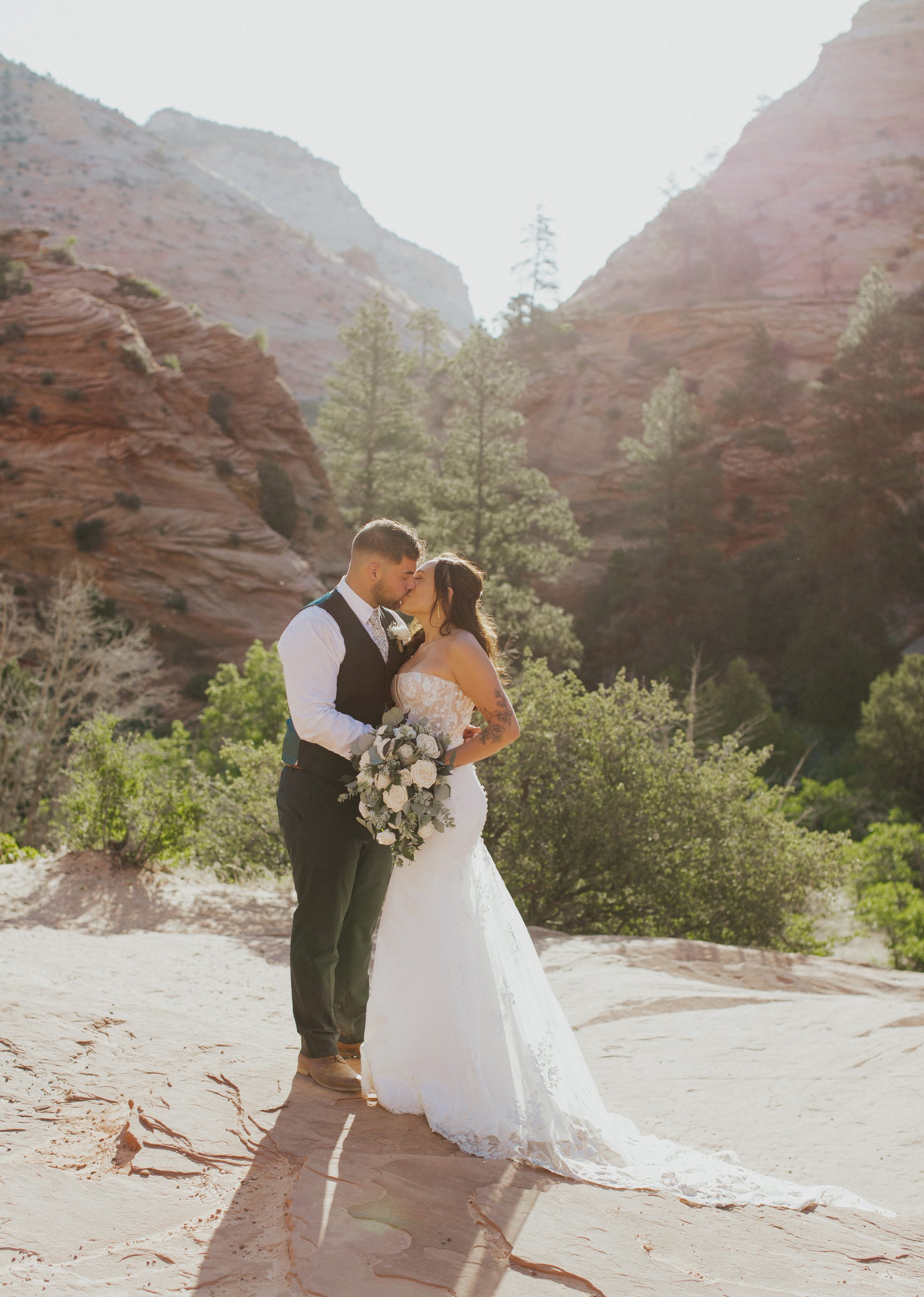 Tara and Tony Zion wedding
